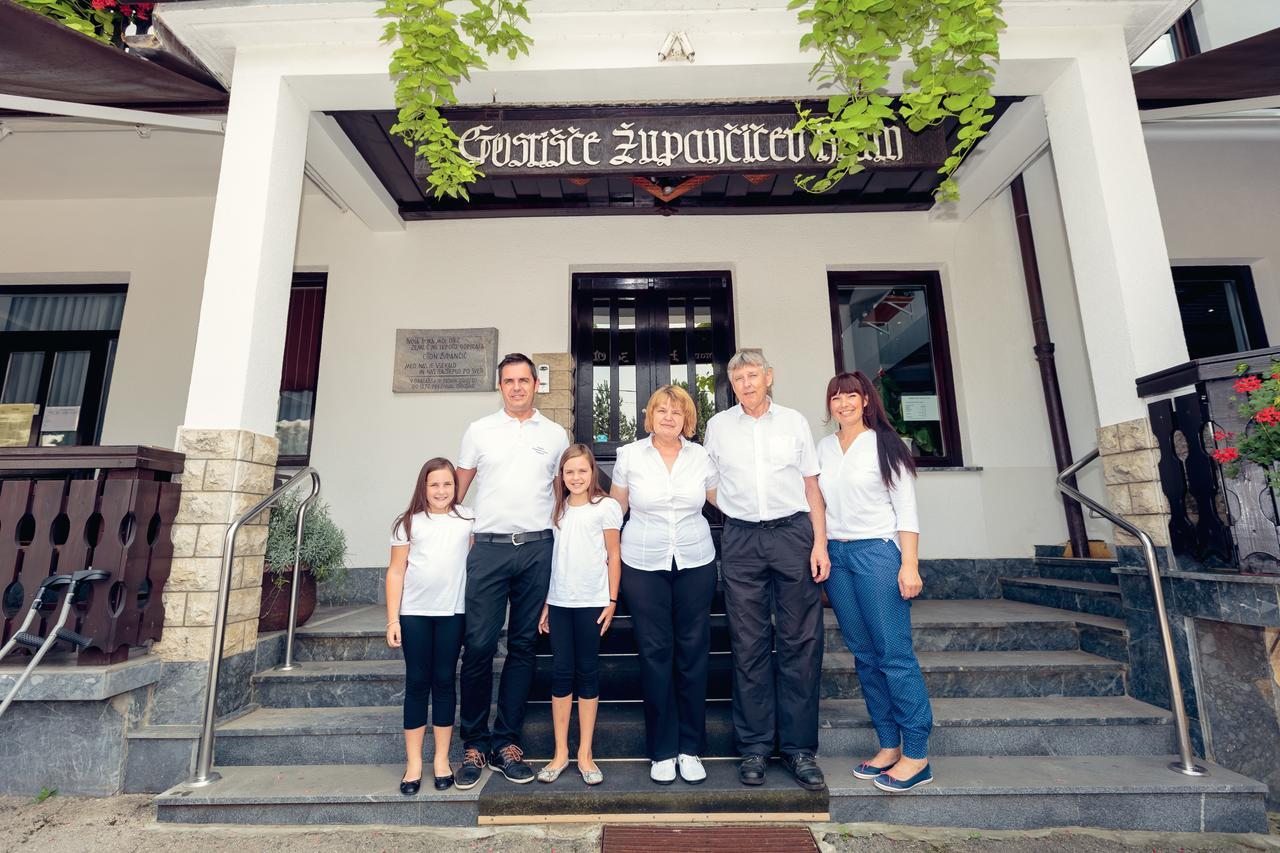 Hotel Zupancicev Hram Dragatuš Exterior foto